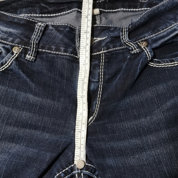 SILVER JEANS | Suki Capris, 30 W x 26 L - Picture 7 of 7